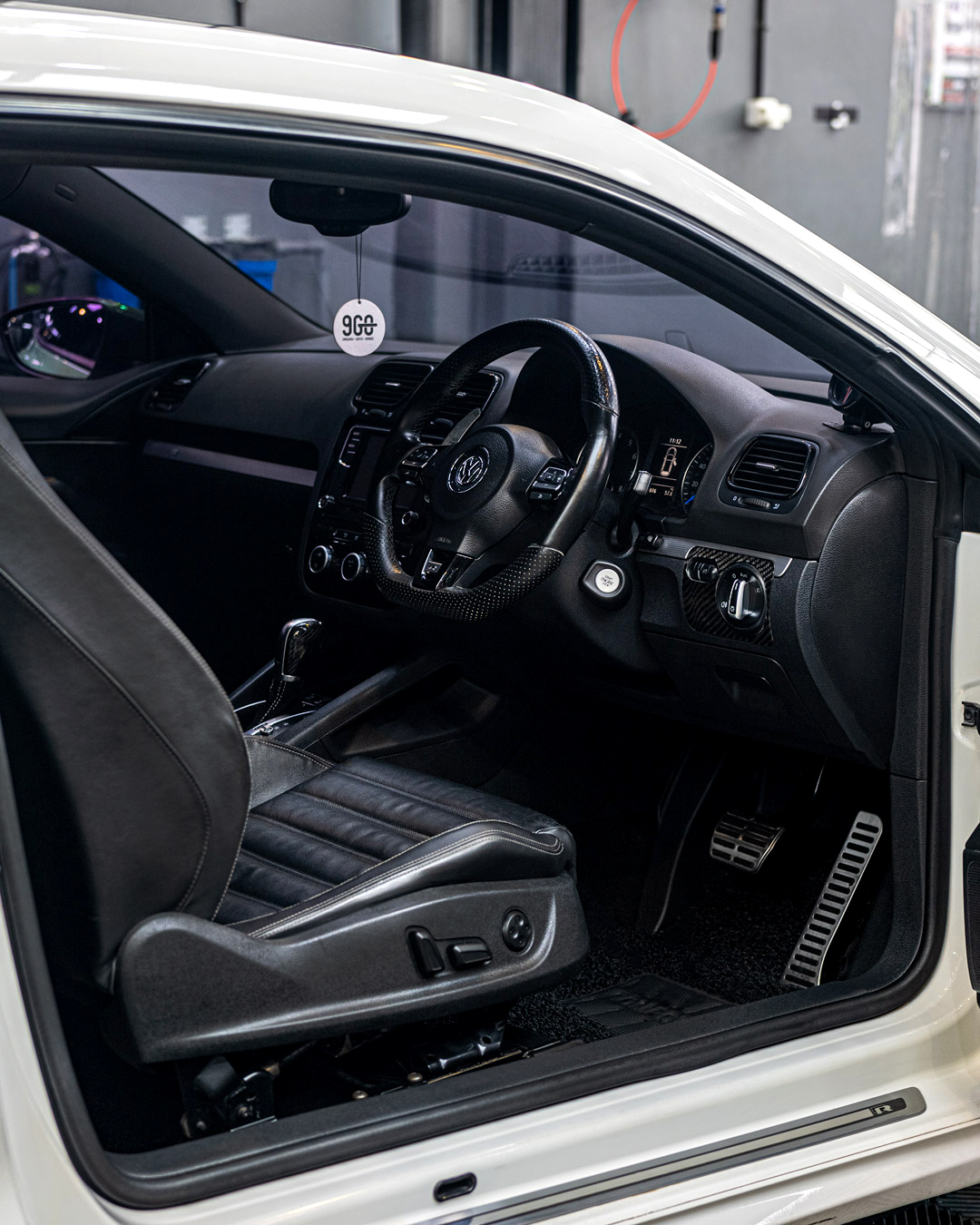 Tampilan interior mobil setelah proses Interior Coating di Berlinautocare
